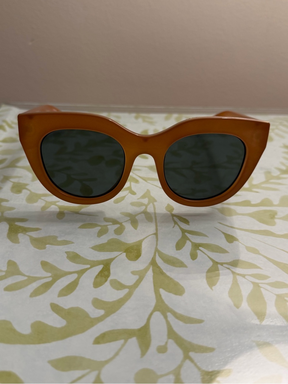Le Specs Air Heart caramel khaki Sunglasses with Dark Green Lenses